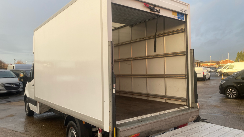 Mercedes-Benz Sprinter 315Cdi L3 Diesel Rwd 3.5t Progressive Luton